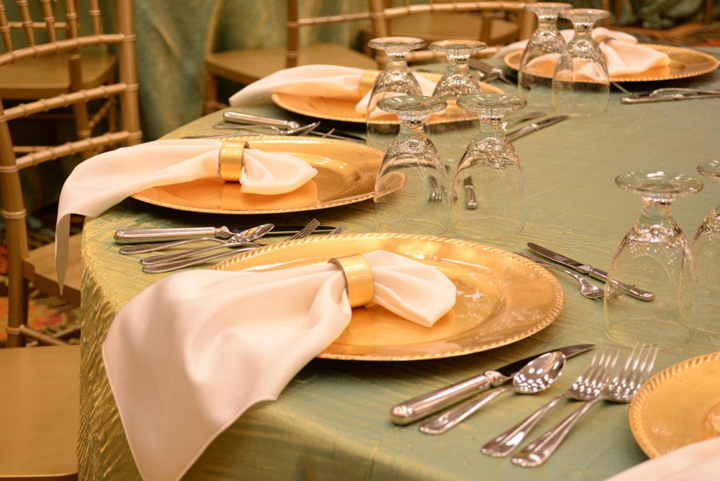 Oasis Hotel & Convention Center