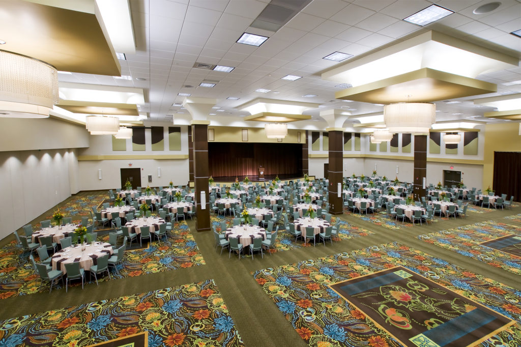 Oasis Hotel & Convention Center