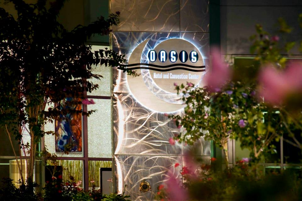 Oasis Hotel & Convention Center