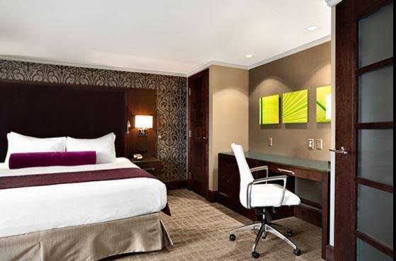 Oasis Hotel & Convention Center